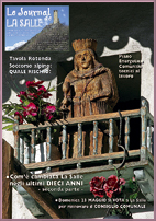 Nella foto di copertina si vede una Madonnina in legno, sistemata in un miniterrazzino valdostano